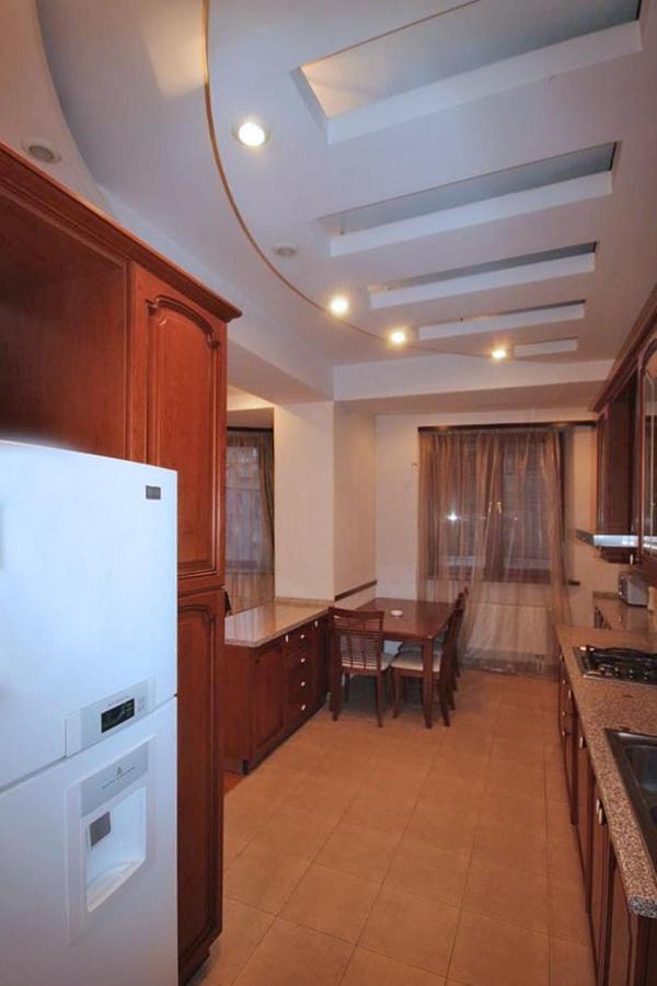 Freedom Apartments On Yekmalyan Str Ереван Экстерьер фото