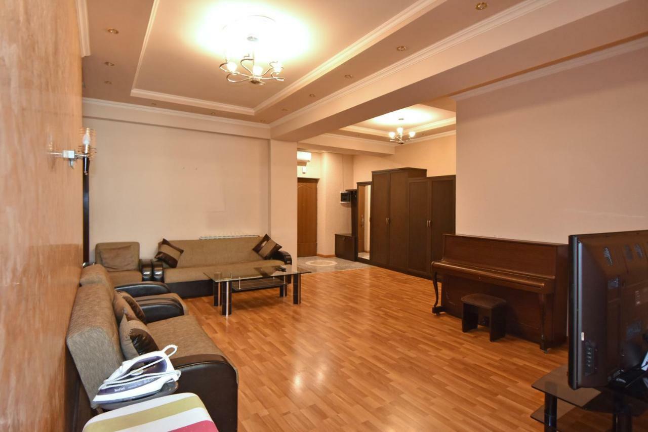 Freedom Apartments On Yekmalyan Str Ереван Экстерьер фото