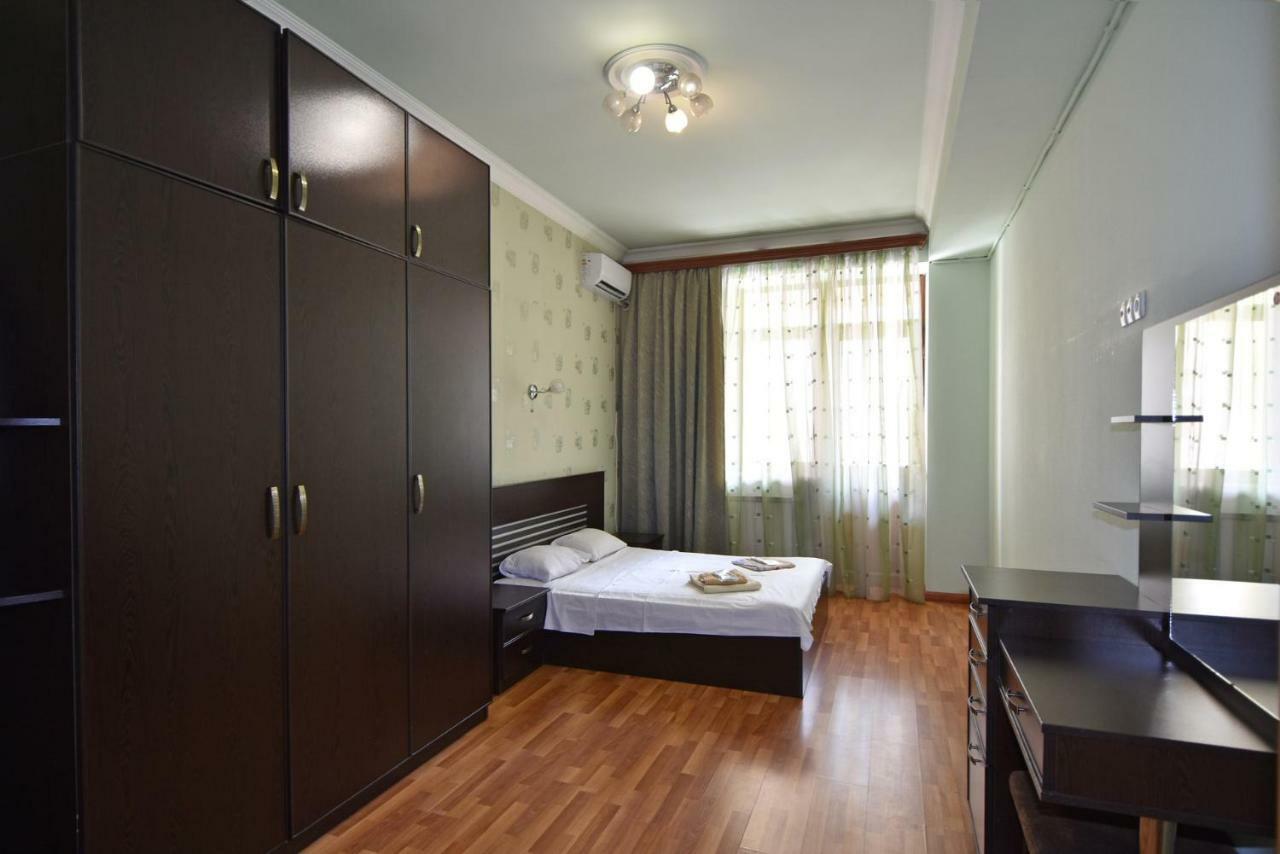 Freedom Apartments On Yekmalyan Str Ереван Экстерьер фото